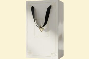 HĐR10 - Hộp giấy Ivory đựng set rượu và ly cán màng bóng