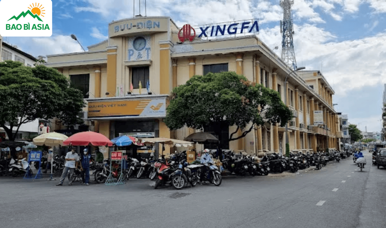 Bưu điện Chợ Lớn