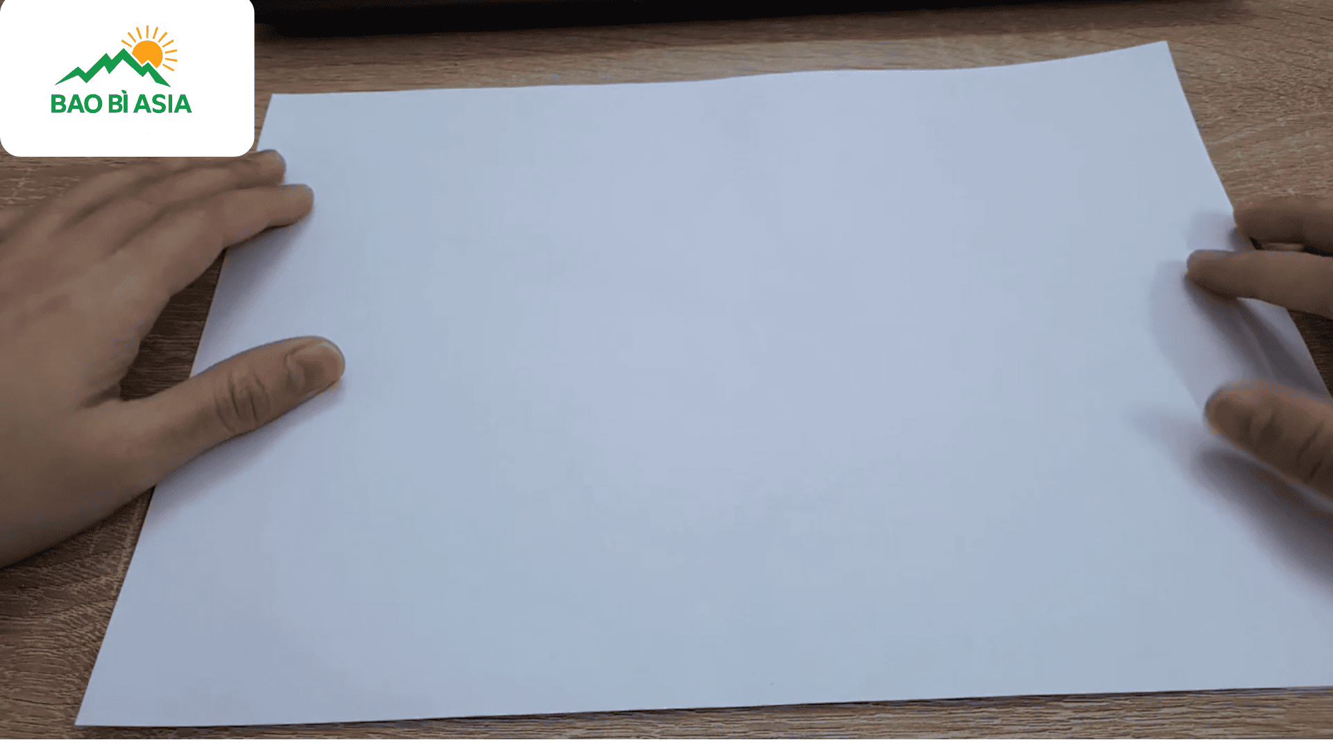 Bước 1: Chuẩn bị một tờ giấy