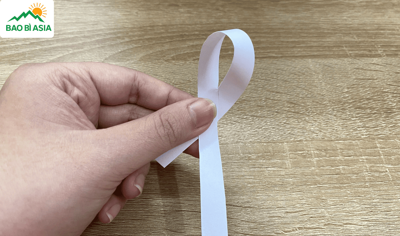 Bước 2 đan chéo