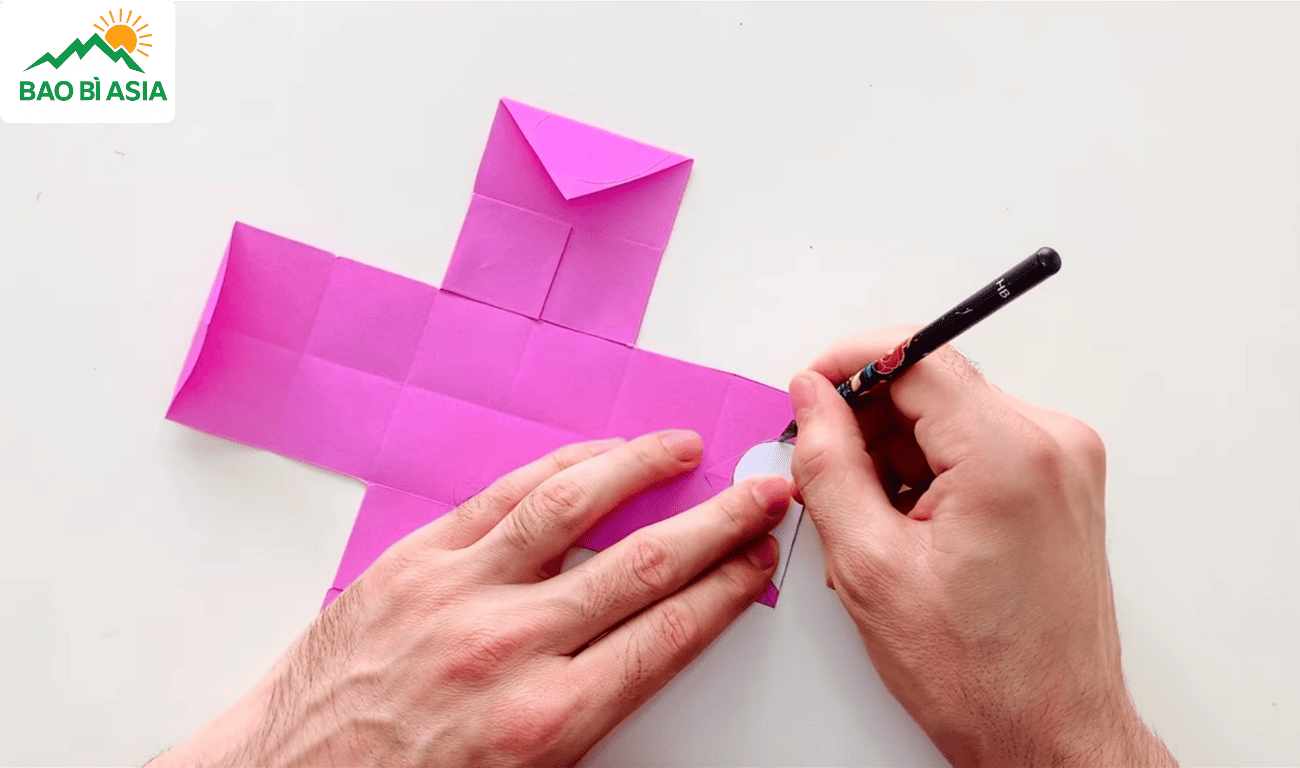 Cắt hình trái tim