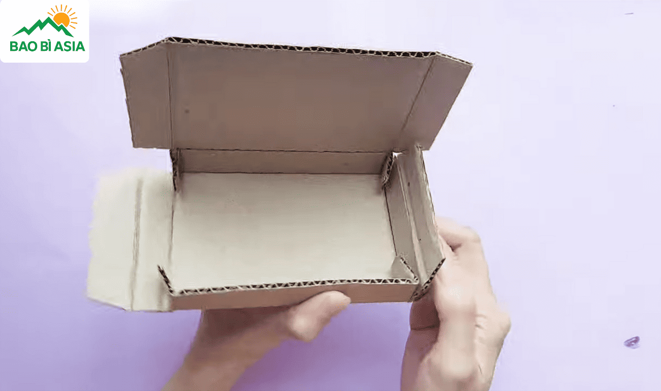 Dán keo dựng hộp