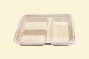 Hộp bã mía chữ nhật 3 ngăn 900ml kèm nắp PET