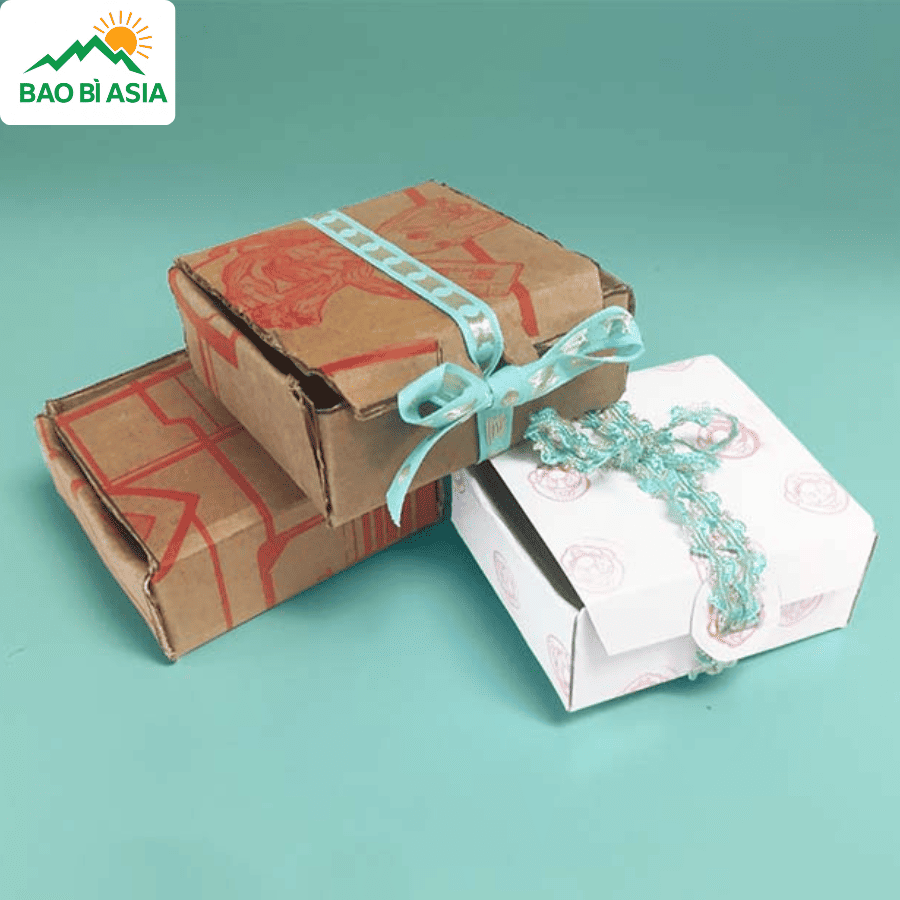 Hộp quà giấy cứng mẫu 2