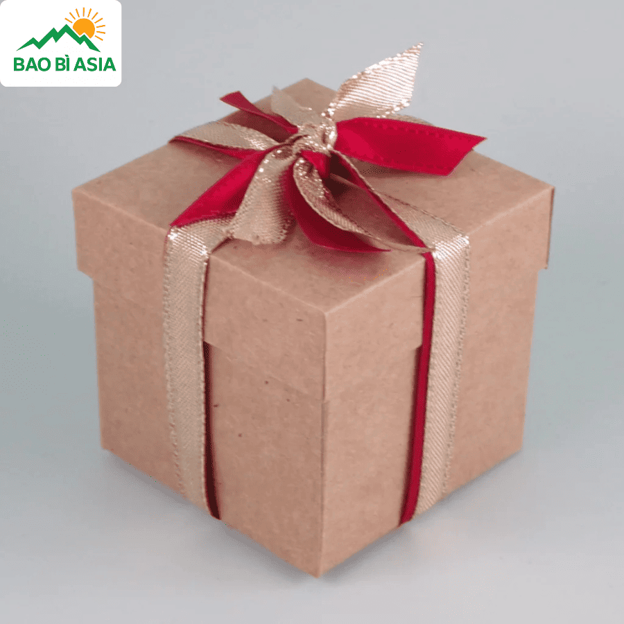 Hộp quà giấy cứng mẫu 3
