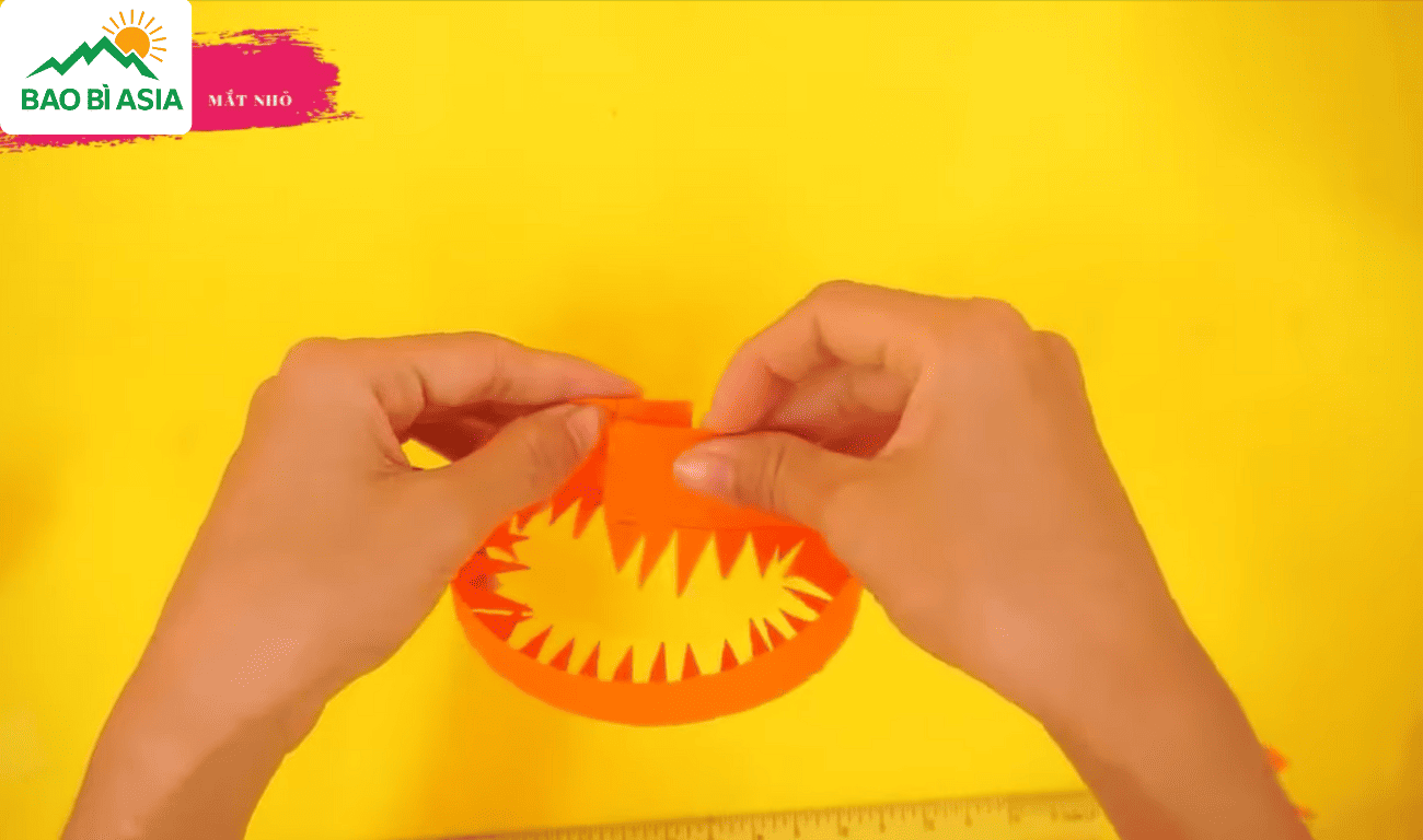 Làm tương tự thân hộp