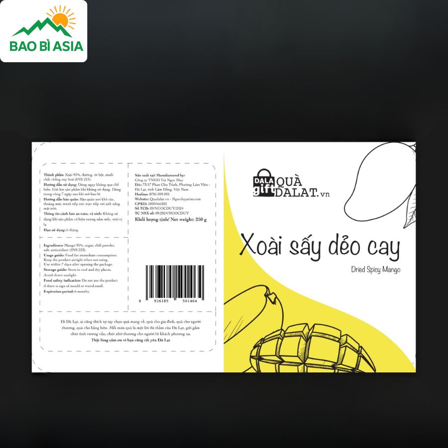 Mẫu in tem nhãn xoài sấy dẻo cay Dala Gift mang phong cách hội họa tinh giản, truyền tải dư vị đậm đà