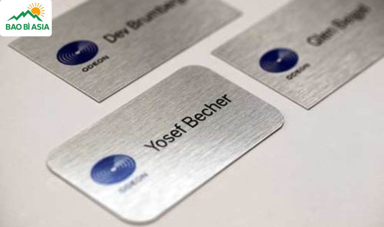 Tem nhãn kim loại