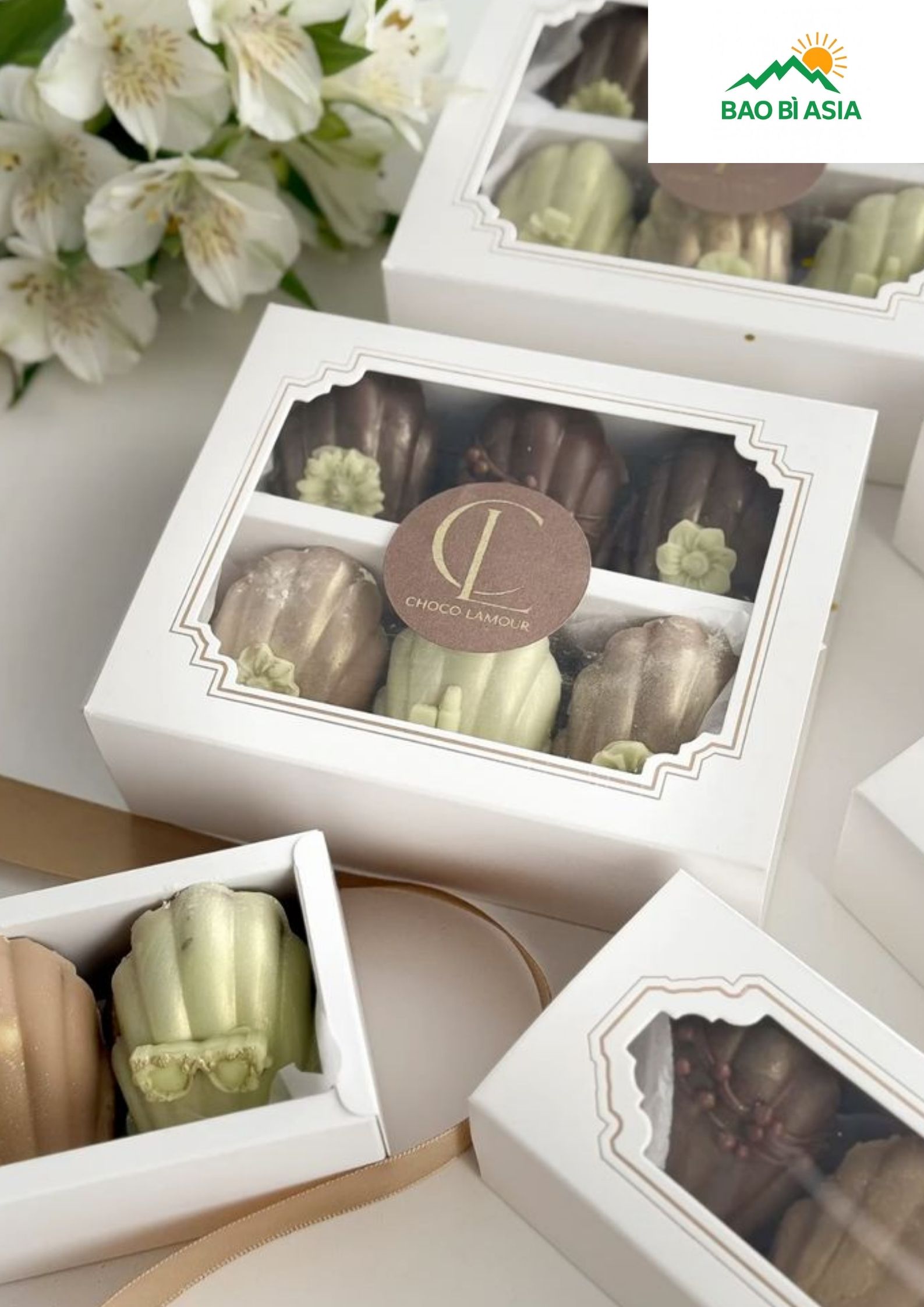 Hộp giấy đựng bánh 6