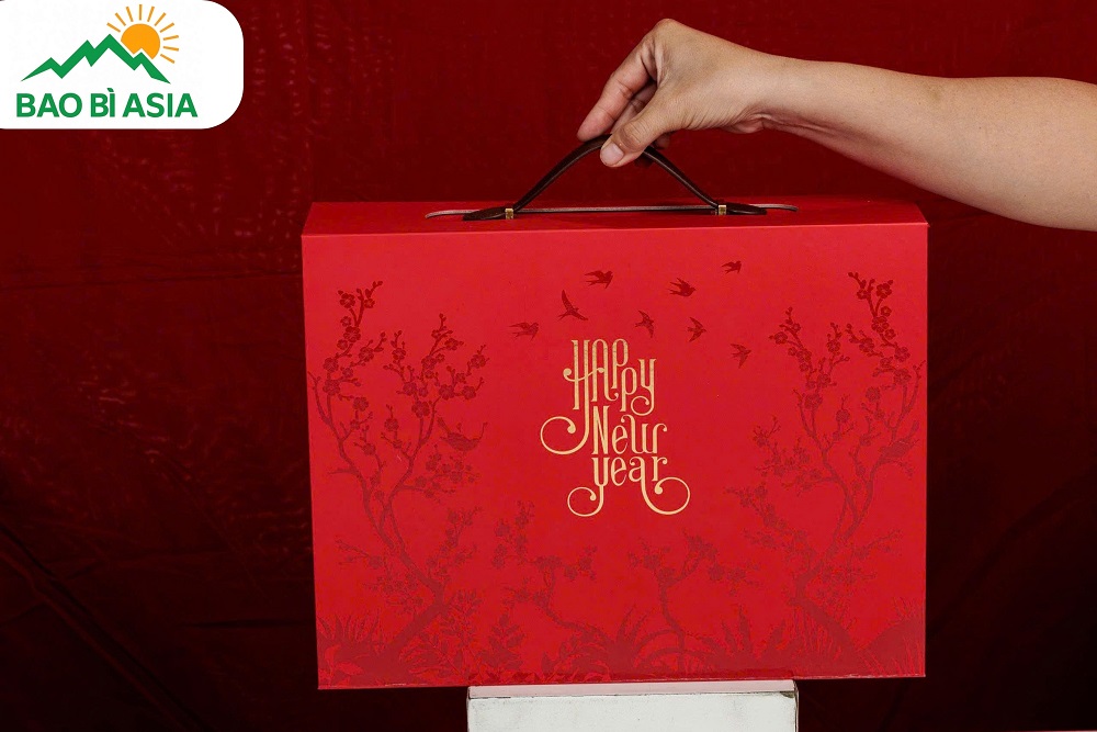 Hộp quà Tết cao cấp vali Tân Phúc 39 x 31 x 11.5cm giấy Couche