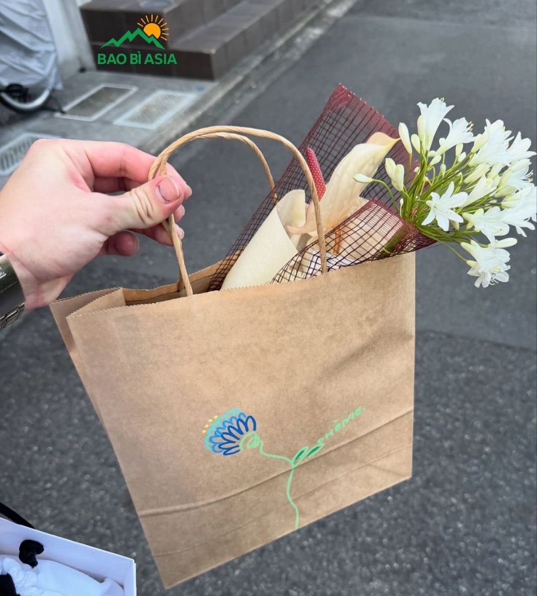 Túi giấy Kraft đẹp 9