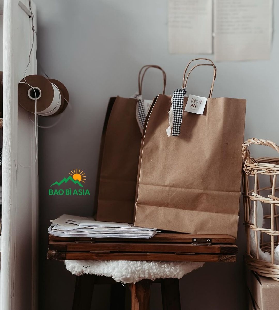 Túi giấy Kraft quà tặng