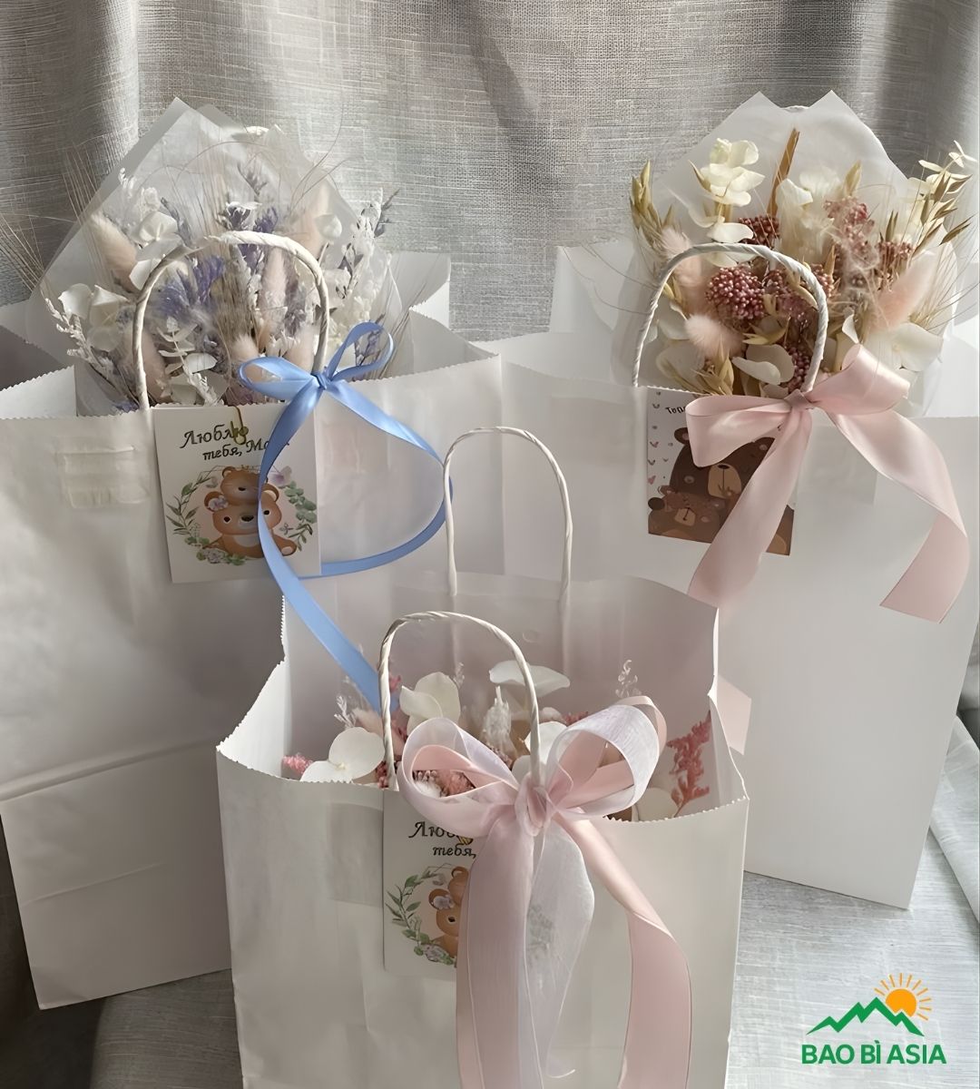 Túi giấy Kraft trắng 3