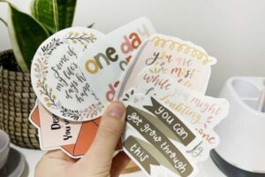 Mẫu sticker đẹp 1