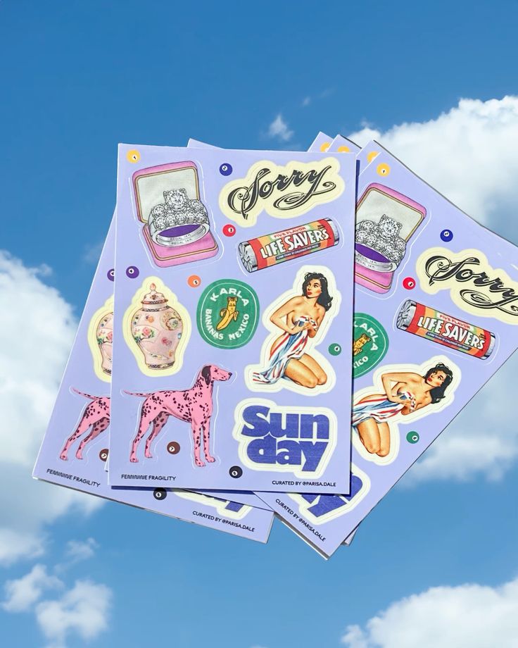 Sticker nhựa