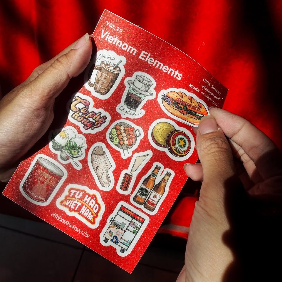 Sticker nền đỏ vè đồ ăn