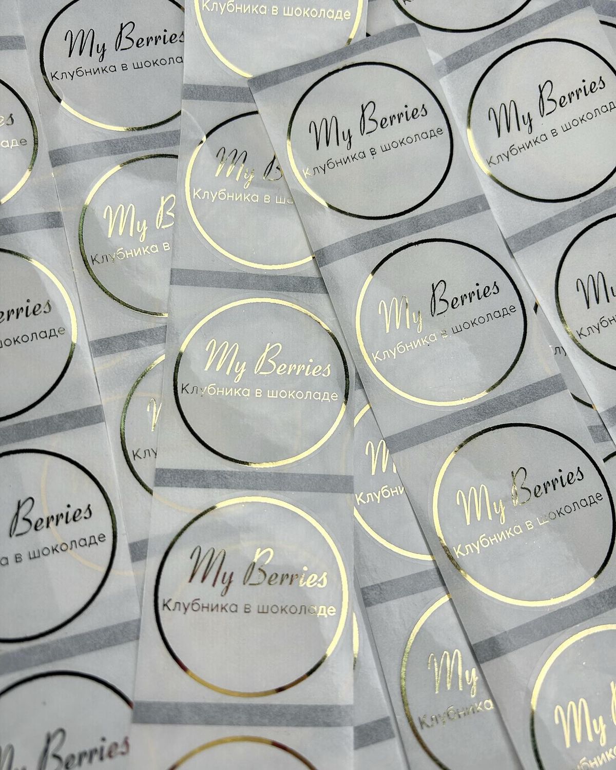 Decal trong suốt